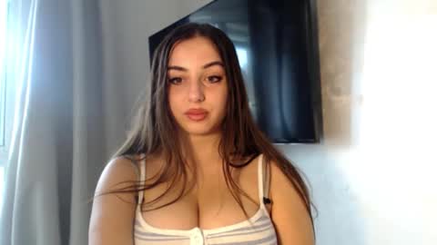 Snapshot of courtney_lux chatting on September 27, 1:53 pm Courtney online show from September 27, 1:53 pm