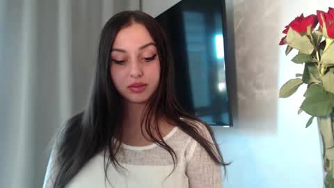 Snapshot of courtney_lux chatting on October 2, 3:11 pm Courtney online show from October 2, 3:11 pm