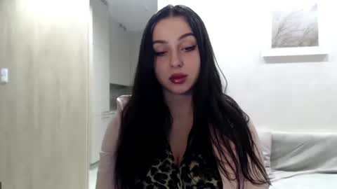 Courtney online show from December 1, 3:21 pm