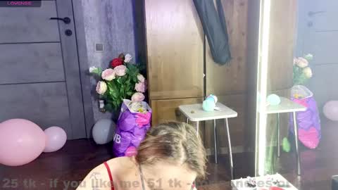 Snapshot of coy_girl_ chatting on February 19, 4:00 pm My name is Emma - HELP COLLECT TOKENS FOR THE OPERATION FOR MY DAUGHTER online show from February 19, 4:00 pm
