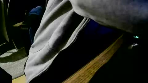 Snapshot of coyote017 chatting on February 18, 5:09 pm coyote017 online show from February 18, 5:09 pm