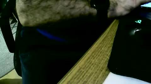 Snapshot of coyote017 chatting on February 27, 10:33 am coyote017 online show from February 27, 10:33 am