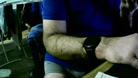 Snapshot of coyote017 chatting on February 18, 8:05 am coyote017 online show from February 18, 8:05 am