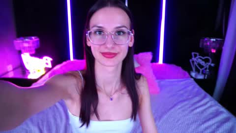 cozymell online show from March 4, 10:02 am