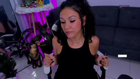 Laura  online show from March 10, 4:38 am