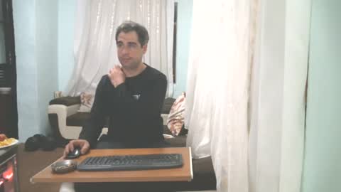 Snapshot of crazy____boy09 chatting on March 2, 11:31 pm crazy____boy09 online show from March 2, 11:31 pm