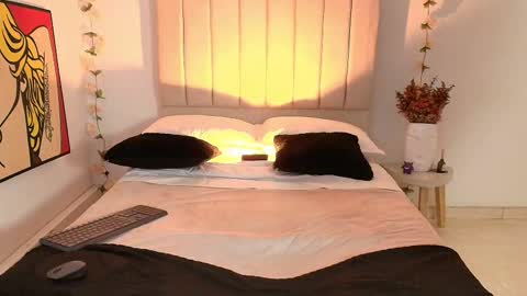Snapshot of crazy_b00bs chatting on September 9, 2:50 pm 00 online show from September 9, 2:50 pm