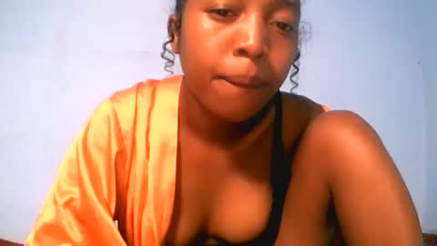 aiicha online show from January 9, 11:43 pm