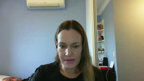 Anny online show from September 18, 11:03 am