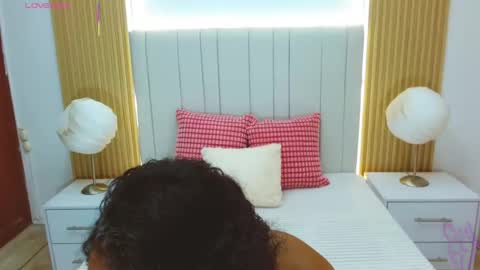 Snapshot of crazybigass chatting on September 23, 10:42 am Sara online show from September 23, 10:42 am