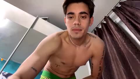 crazydickboy3 online show from February 12, 11:18 am