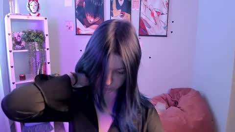 Alice online show from February 24, 1:25 pm