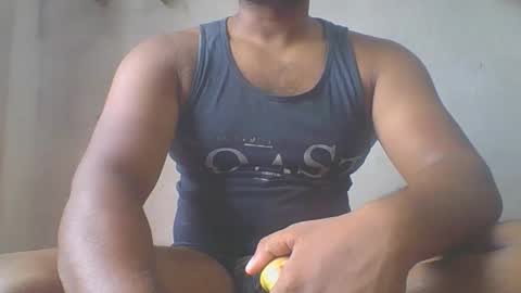 Snapshot of crazzy_booy chatting on October 16, 4:12 am crazzy_booy online show from October 16, 4:12 am