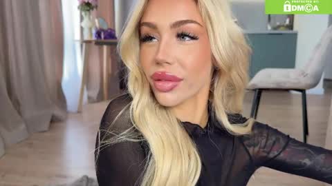 ALEXA AND WALLY online show from April 9, 7:14 am