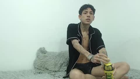 Snapshot of creampie_couple1 chatting on September 12, 6:48 am CAMILA Y SEBASTIAN online show from September 12, 6:48 am