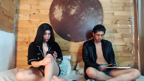 Snapshot of creampie_couple1 chatting on January 29, 3:44 am CAMILA Y SEBASTIAN online show from January 29, 3:44 am