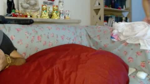 CreampiEnacia online show from March 1, 9:07 am