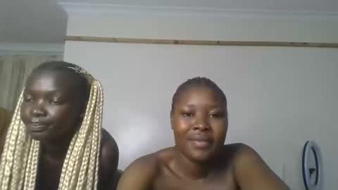 creamy_pie1 online show from March 2, 7:15 am