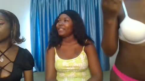 creamy_pie1 online show from March 27, 10:38 am