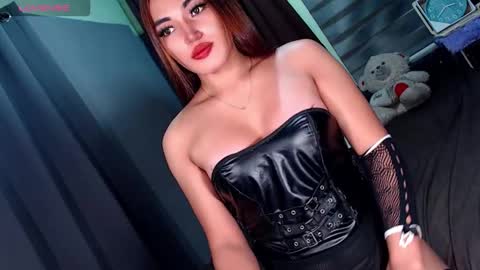Snapshot of creamycum_celinexxx chatting on September 30, 7:41 am Celine online show from September 30, 7:41 am
