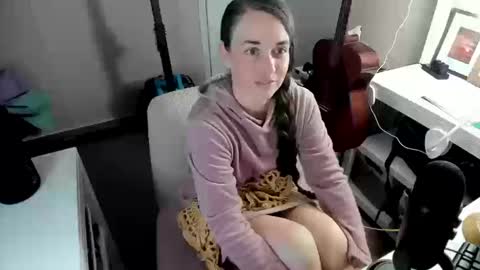 Creature Marie online show from October 10, 1:44 am