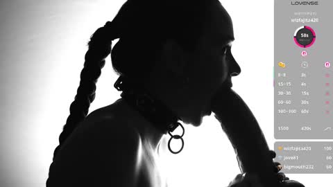 Creature Marie online show from February 7, 2:36 am