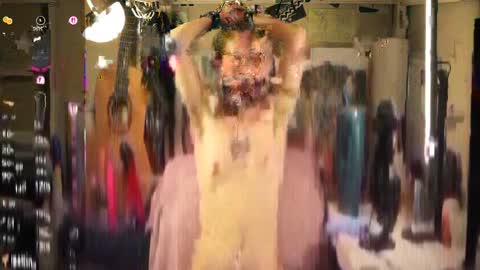 Creature Marie online show from April 5, 1:13 am