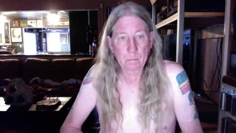 CrimsonCheeksNM online show from December 8, 9:30 pm