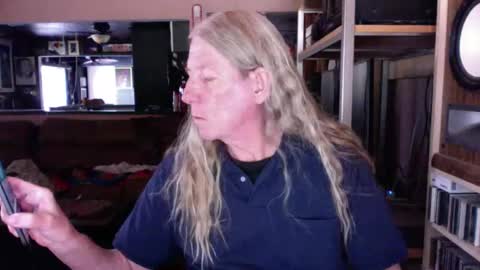 CrimsonCheeksNM online show from December 17, 10:00 pm