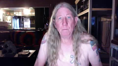 CrimsonCheeksNM online show from December 3, 10:23 pm