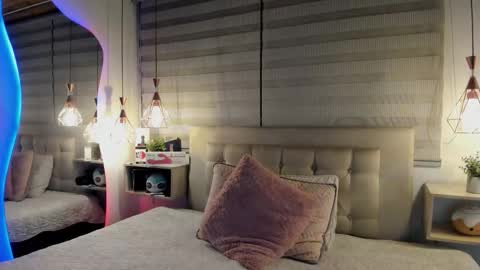 Cristal online show from February 13, 4:27 am