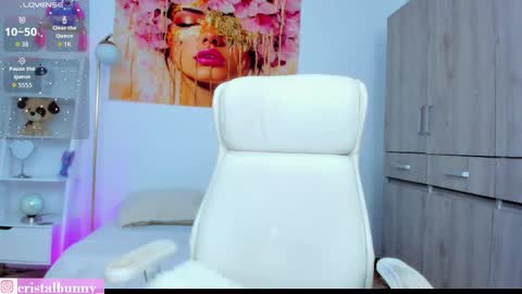 Snapshot of cristal_bunny_ chatting on September 24, 2:29 am CristalIndependent model online show from September 24, 2:29 am