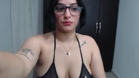 Snapshot of cristal_hot07 chatting on January 11, 2:30 am Cristal online show from January 11, 2:30 am
