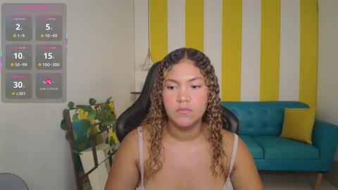 Snapshot of cristal_war chatting on September 21, 10:58 pm Cristal online show from September 21, 10:58 pm