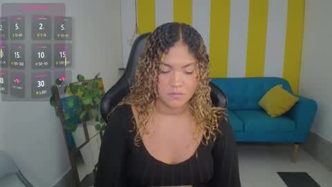 Snapshot of cristal_war chatting on September 22, 11:20 pm Cristal online show from September 22, 11:20 pm