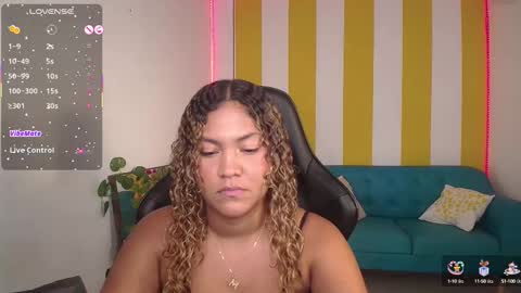 Snapshot of cristal_war chatting on October 8, 12:51 am Cristal online show from October 8, 12:51 am