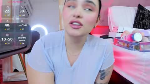 Snapshot of cristalcutte_ chatting on September 13, 12:07 pm Cristal Cute online show from September 13, 12:07 pm