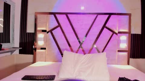 cristin  online show from March 3, 6:48 pm