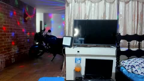 Cristian online show from March 5, 3:08 am