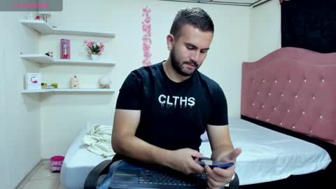 cris online show from December 2, 3:19 am