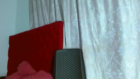 Snapshot of cristinamontiel74 chatting on September 27, 9:12 pm cristinamontiel74 online show from September 27, 9:12 pm