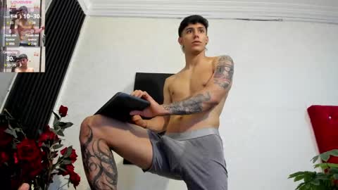Snapshot of cristopher23_ chatting on March 8, 8:14 pm cristopher23 online show from March 8, 8:14 pm