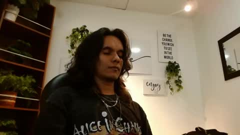 JOHN online show from May 4, 8:37 pm