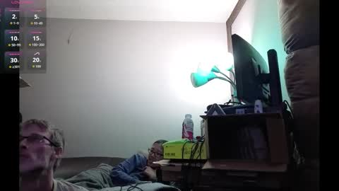 Crownandkat online show from February 3, 6:40 am