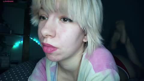 Snapshot of cruellagoth chatting on December 10, 7:00 pm Cruella online show from December 10, 7:00 pm