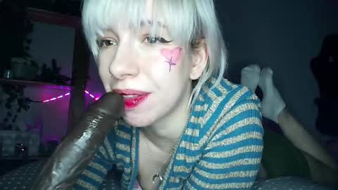 Snapshot of cruellagoth chatting on February 14, 2:33 pm Cruella online show from February 14, 2:33 pm