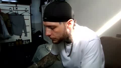 cruz815 online show from April 14, 1:36 pm