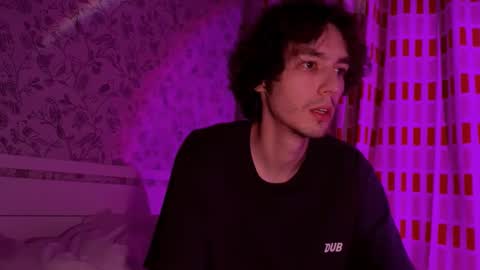 crybae0 online show from March 1, 11:31 pm