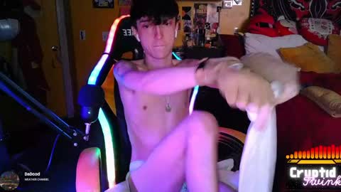 CryptidTwink online show from April 6, 6:03 am