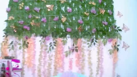 crysrus online show from April 6, 11:17 pm